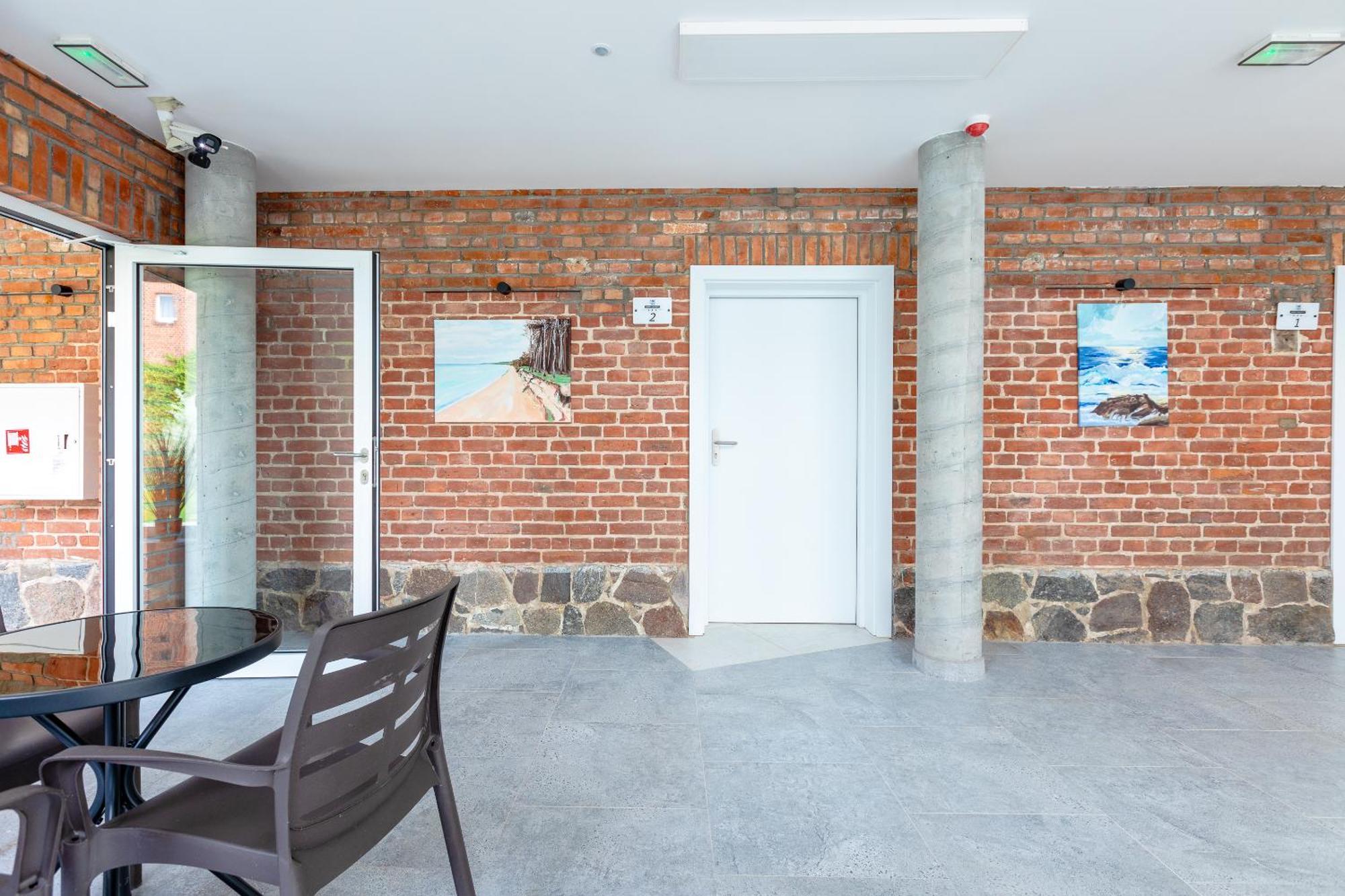 Apartamenty Przy Plazy Z Basenem Z Podgrzewana Woda I Mini Spa - Osrodek Kolonijno-Wczasowy Mewa Niechorze Exterior photo